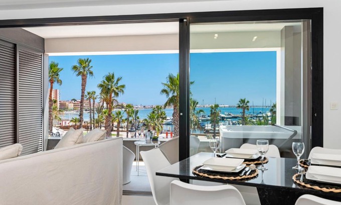 Los Cuarteros Apartamento | Elegance Apartment Junogu