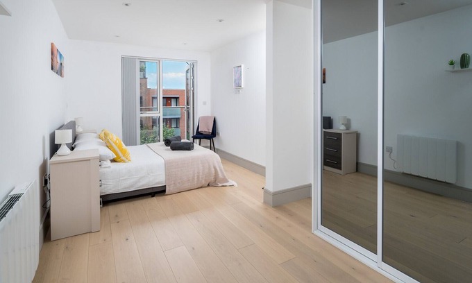 Tottenham Green Apartamento | Elegant 3 bed 2 bath flat in N London
