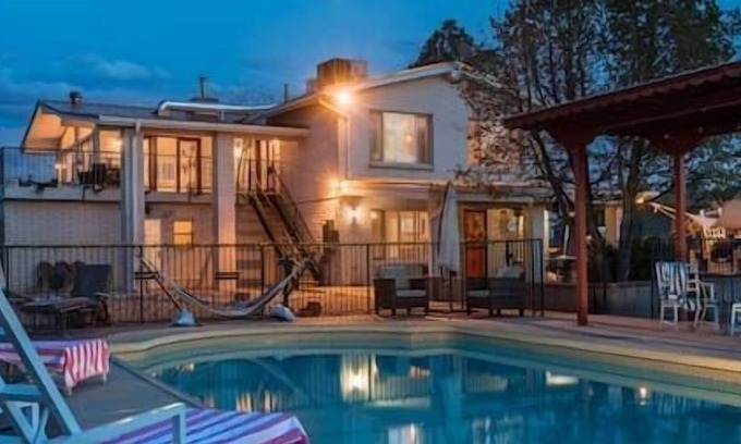 Paradise Hills Civic Casa | Elegant 3000sqft 5BR Pool House w/ Pool Table