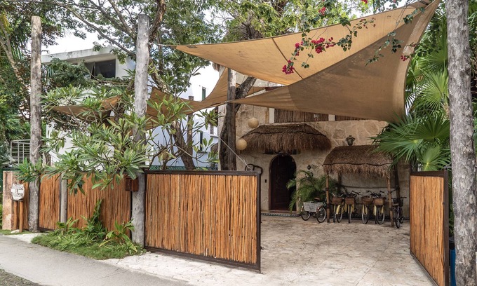 Playacar Villa | Elegante villa de 4 dormitorios con traslado gratuito al aeropuerto y bicicletas incluidas