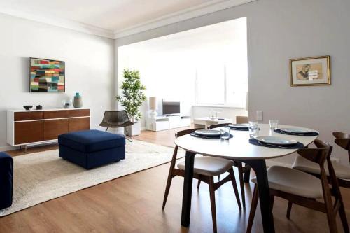 Estoril Apartamento | Elegant and bright apartment in Estoril