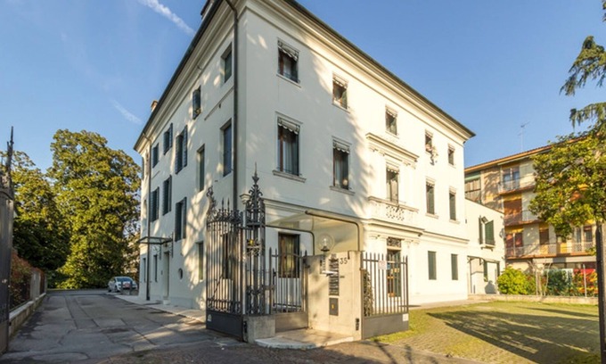 Treviso Apartamento | Elegante apartamento a tiro de piedra del centro.