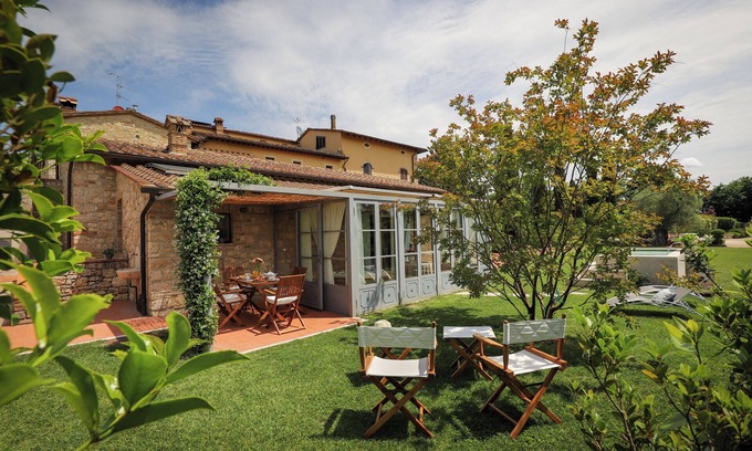 Colle di Val d'Elsa Casa | Elegant holiday cottage Casa Liviana, by Villas in Med.
