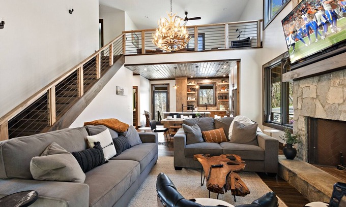 Banner Elk Cabina | Elegant Home in The Lodges at Eagles Nest