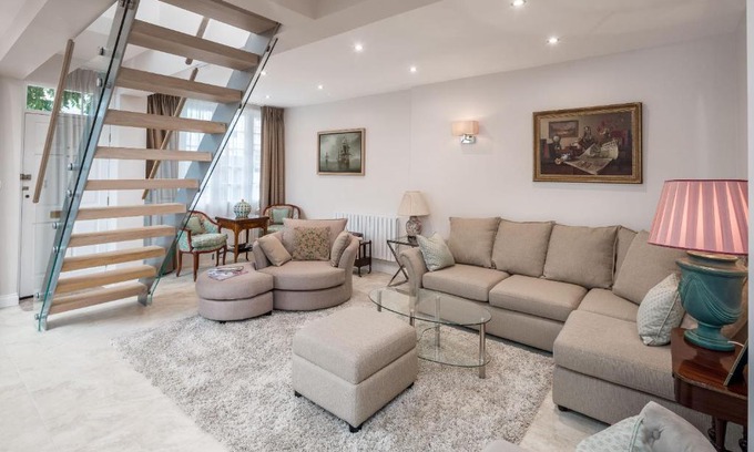 Pembridge Apartamento | Elegant house with rooftop terrace