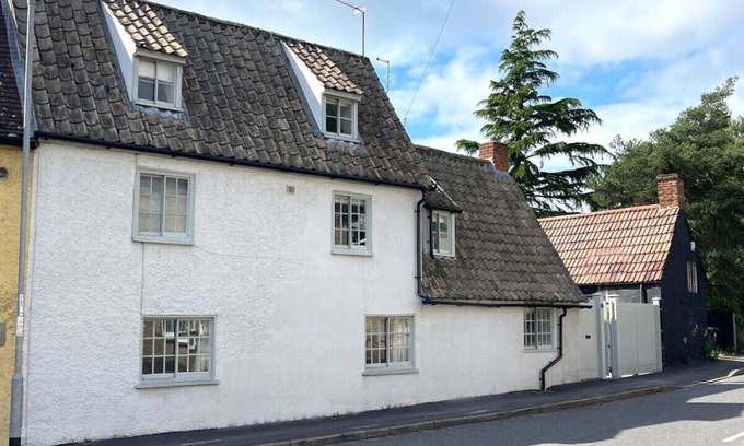 Buckden Casa | Elegant oak beamed house in pretty Buckden Village