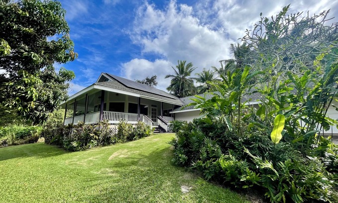 Kilauea Casa | Plantación aislada elegante de la finca de la playa en la bahía de Moloaa, hola (Kauai) TVR 4180