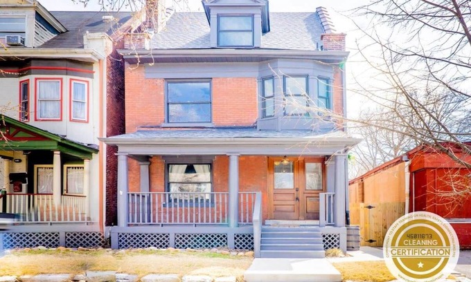 Shaw Casa | Elegant Shaw 5BR w/Comfort in Mind / ABODEbucks