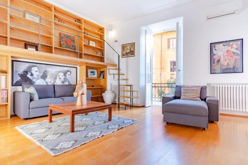 Trastevere Apartamento | Elegantis Ten windows on Trastevere