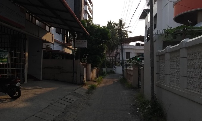 Ernakulam South Apartamento | Eliza Home, Kochi, Kerala, India