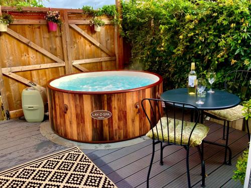 Malvern Apartamento | Elkstone Studio Private Hottub Pet Friendly