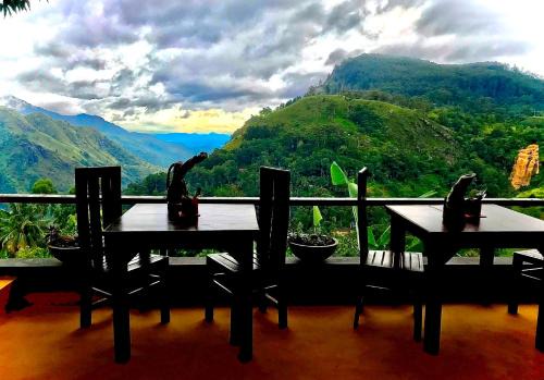 Ella Hotel | Ella HIDE VIEW