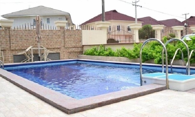 Lekki Phase 1 Hotel | Ellyxville Hotel