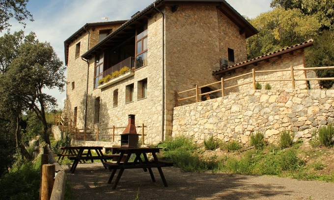 La Nou Cabaña | ElRefugi - Viladomat rural - Acogedor alojamiento de 2 dormitorios, piscina ,SPA