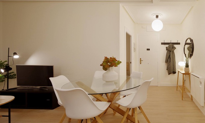 Gijon-Este Apartamento | Emilio Tuya 60