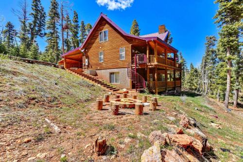 Duck Creek Village Casa | Empty Saddle