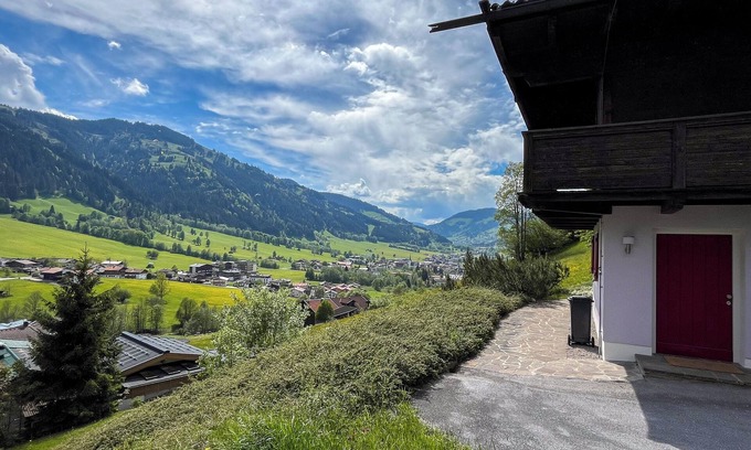 Hopfgarten im Brixental Chalet De Esquí | Enchanting chalet in a panoramic location
