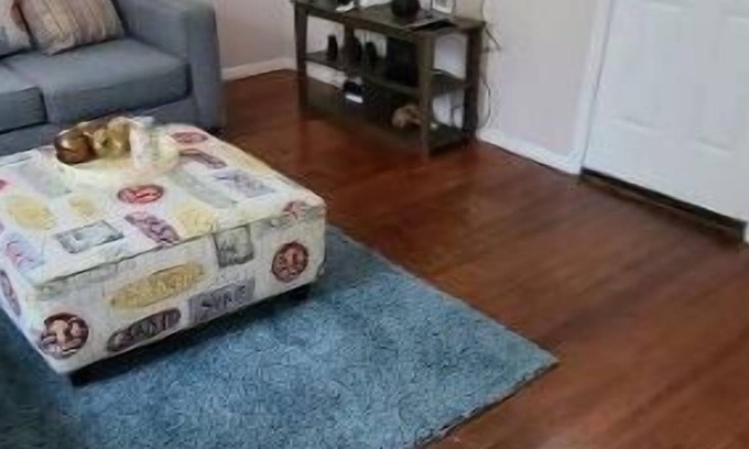 Saint Cloud Casa | Enjoy a cottage experience in a historical city.