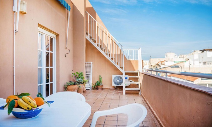 Pujaire Casa | Alojamiento de 3 habitaciones en Almería