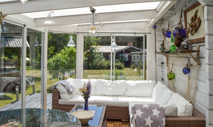 Malmkoping Casa | Enjoy an unforgettable time in this vacation home with pool and sauna!