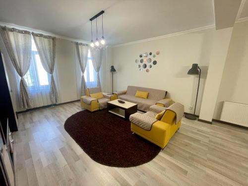 Cluj-Napoca Apartamento | Enjoy Apartments - Central Villa Retreat