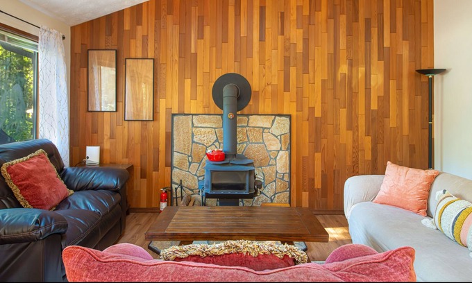 Hoodsport Cabina | Enjoy the Olympic National Forest From Chinook Nook