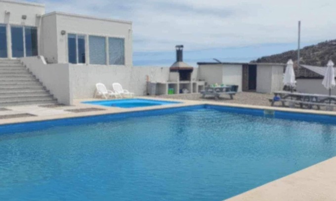La Serena Chalet De Esquí | Enjoyable chalet with WiFi in Coquimbo