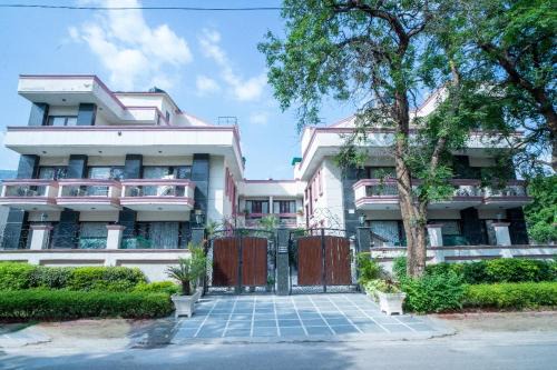 DLF Phase 3 Apartamento | Enkay Residency V Block-Cyber City