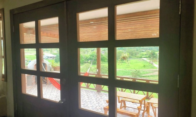 Manglaralto Casa | Enorme y lujosa quinta con piscina, cuadron a 10 minutos de montañita, playa