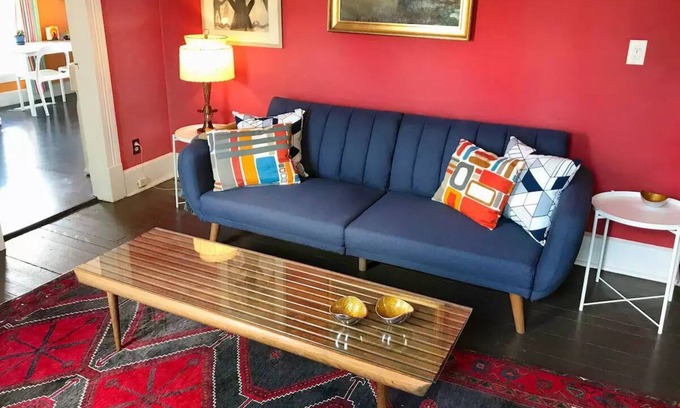 Beloit Casa | Entire 2 Bedroom Home near Beloit College