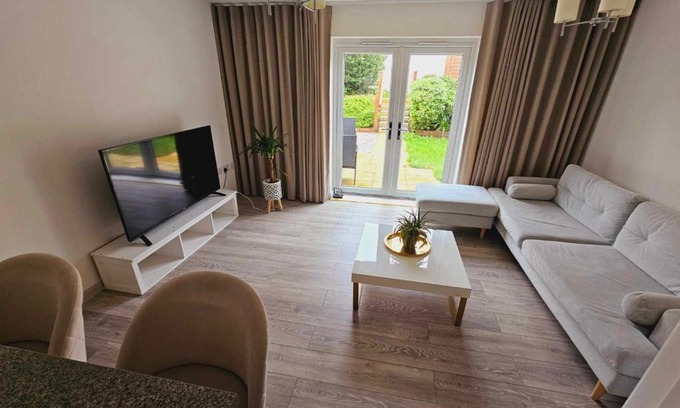 Plymouth Apartamento | Entire 2 Bedroom House Modern Stylish Luxury