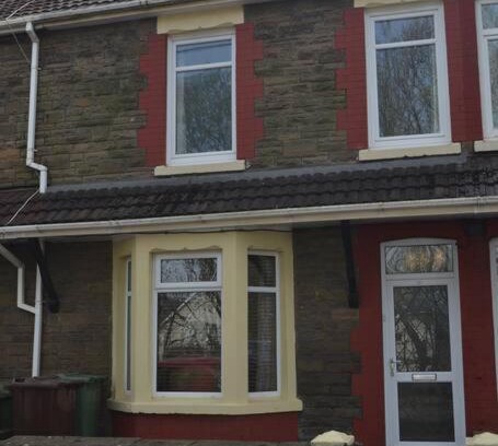 Caerphilly Apartamento | Entire 3 bedroom house near Caerphilly station