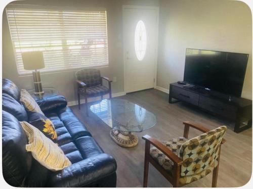 Winter Park Casa | Entire 5 Bedroom Home in Winter Park FL