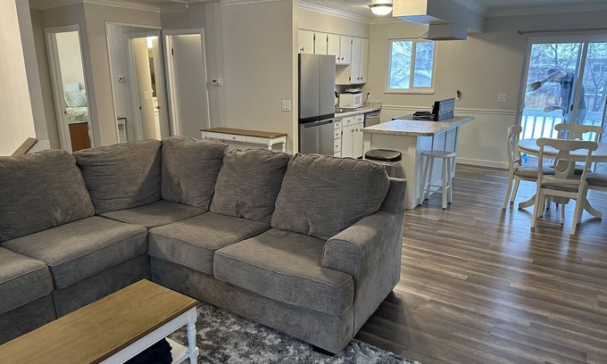 Riverton Casa | Entire Home - Family/Kid/Pet Friendly - Yard - Happy Place!