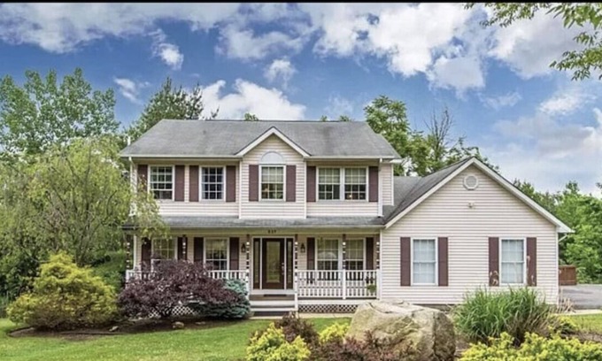 Franklin Lakes Casa | Entire home in Franklin lakes NJ