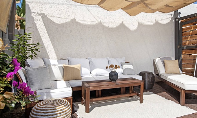 University Heights Casa | Entire House * Modern Bungalow * Excellent Location