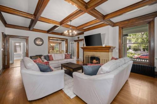 Spokane Apartamento | Entire Main level of Beautiful Historic Home