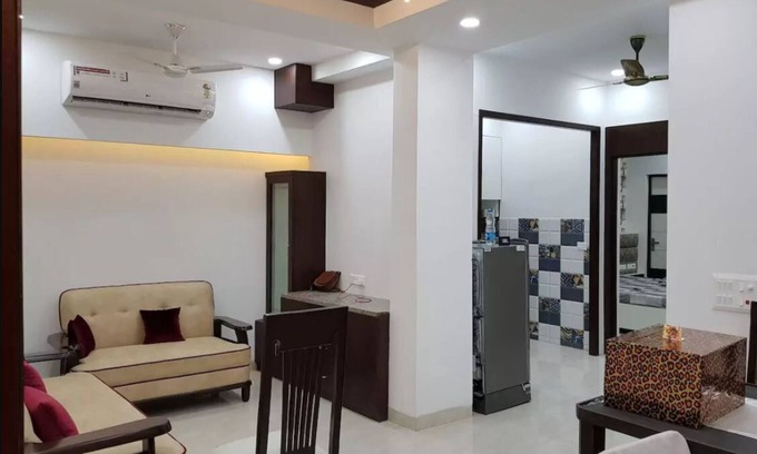 Delhi Apartamento | Apartamento completo de clase mundial cerca de la estación de metro