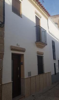Jerez de los Caballeros Casa | ENTRE TORRES