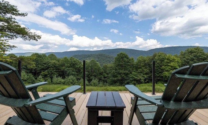 Dailey Casa | Epic View Cabin & Hiking!