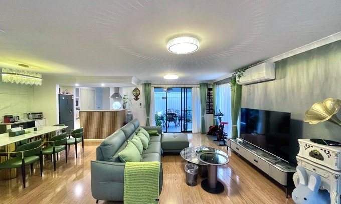 Victoria Park Casa | Equitice Spring Moonlight Villa