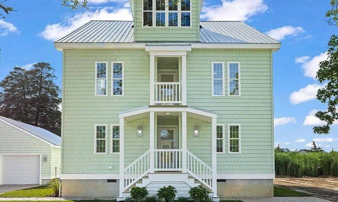 Del Haven Casa | Escape to The Mint Chip House, a brand-new luxury retreat in Del Haven, NJ