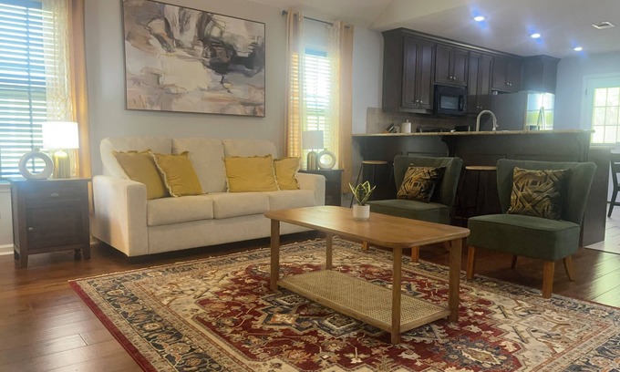 Valdosta Casa | Escape to Valdosta: Explore Wild Adventures & Relax