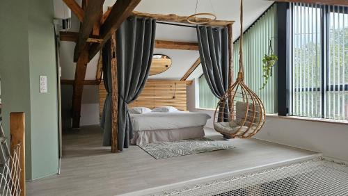 Lardenne Apartamento | Espace évasions Loft Kis LOVE ROOM