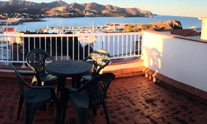 Llanca Apartamento | Espectaculares vistas al mar Ático