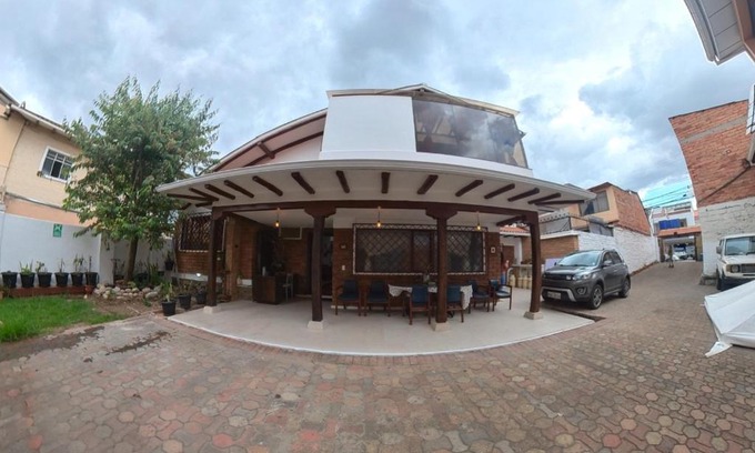 Huayna-Cápac Casa | Estancia el Capulí