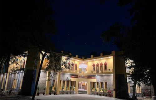 Sawai Madhopur Hotel | Estherea Bagh Ranthambhore Tiger Territory