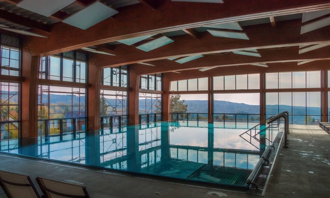 Vrdnik Hotel | Etno Naselje Vrdnička Kula