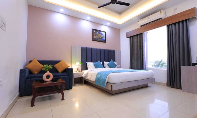 Haridwar Hotel | Evana Rajaji