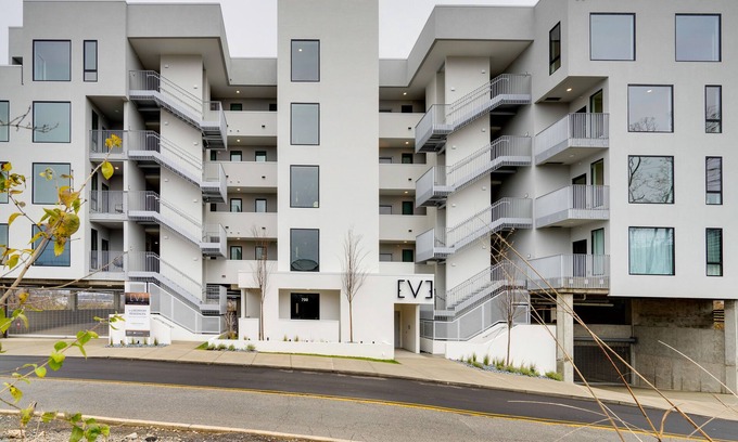 North Capitol Condominio | Eve Nashville